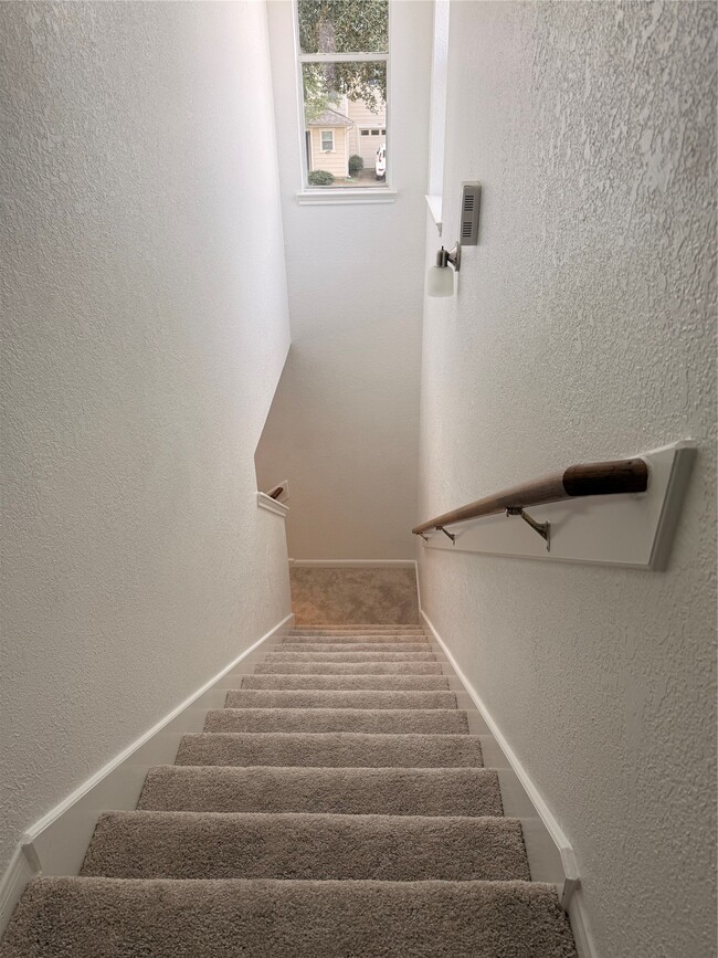 Building Photo - 19410 Bold River Rd