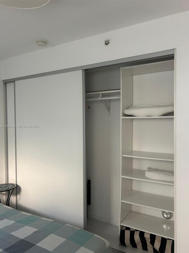 Building Photo - 801 15th St