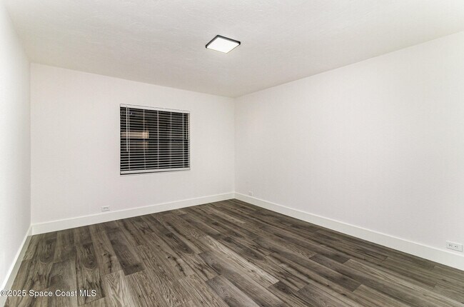 Building Photo - 85 S Atlantic Ave