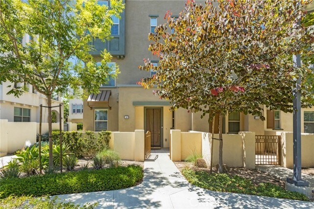 Building Photo - 148 Acamar