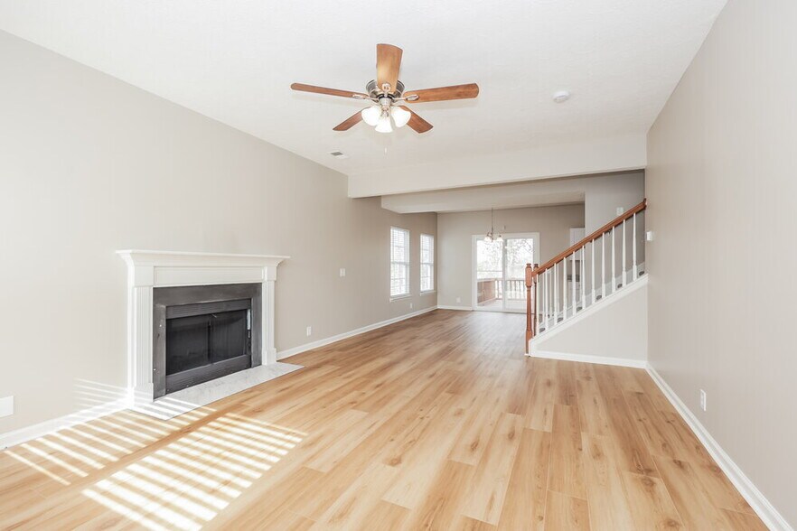 Building Photo - 7233 Legacy Dr