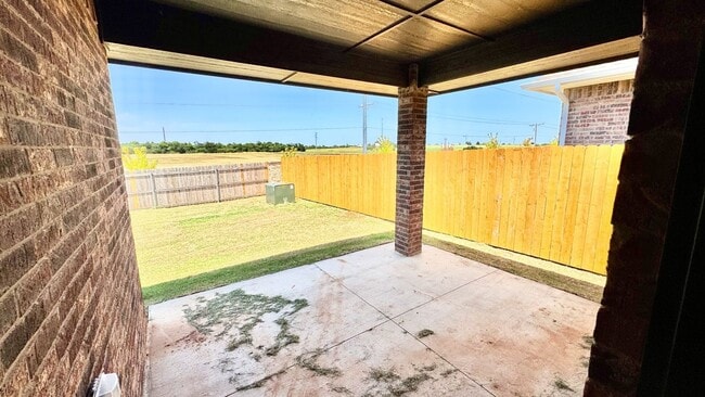 Building Photo - Beautiful Brand New 3-Bedroom Home in Coun...