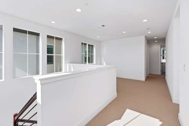 Building Photo - Newly Constructed 3-Bedroom, 2.5-Bath Home with Separate Owner Suite