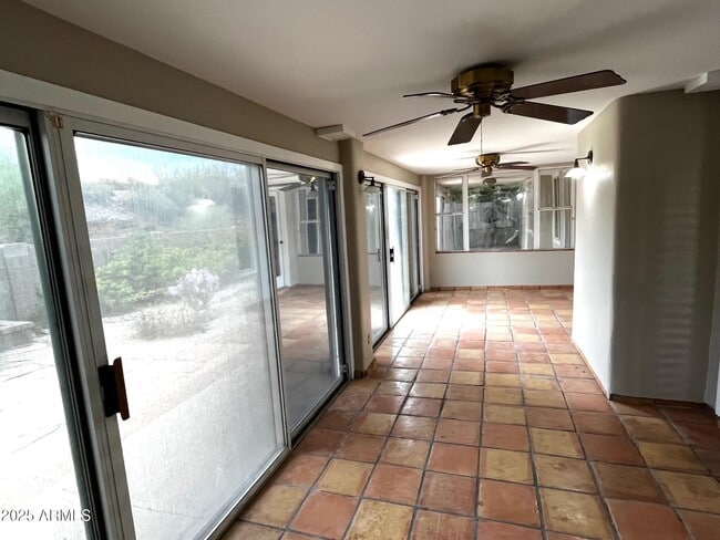 Building Photo - 16117 E Glendora Dr