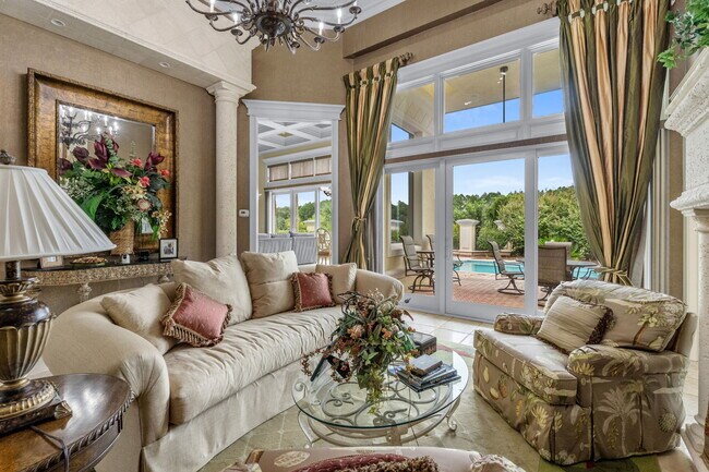 Building Photo - 8747 Monaco Cir