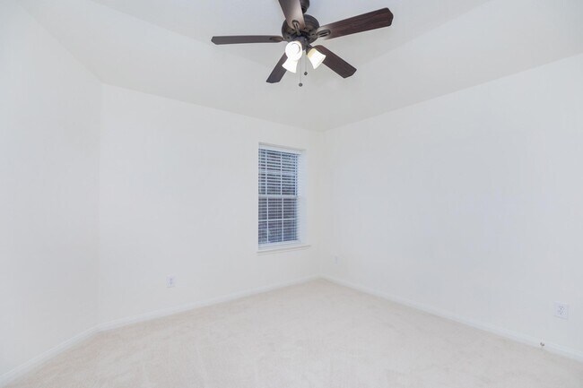 Building Photo - 16626 Pademelon Dr