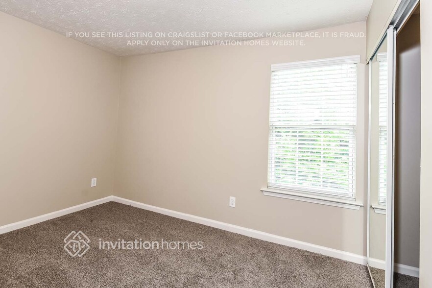 Building Photo - 1127 Eastmill Cove