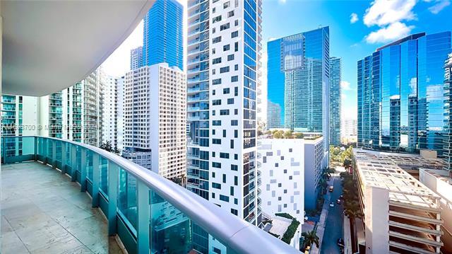 Building Photo - 1331 Brickell Bay Dr