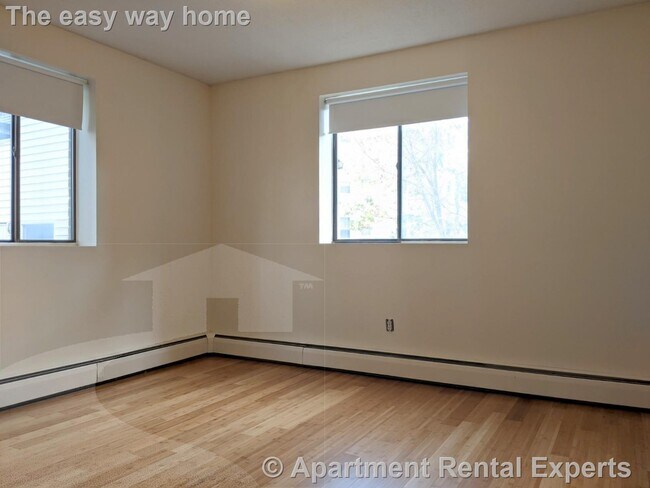 Building Photo - 20 Cameron Ave