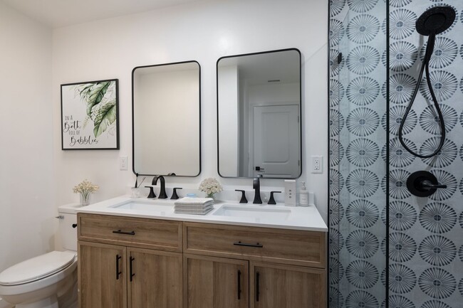 Building Photo - Central air conditioning!