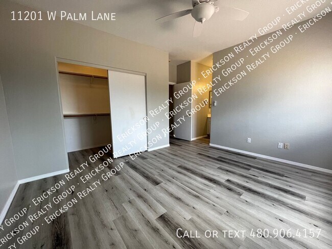 Building Photo - 11201 W Palm Ln