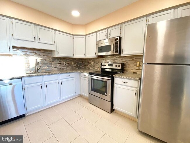 Building Photo - 1107 Ginger Ct