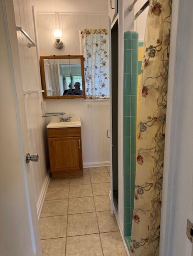 Building Photo - k4172g