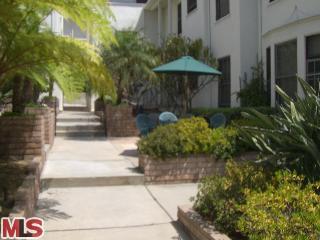 Primary Photo - 8559 Holloway Dr