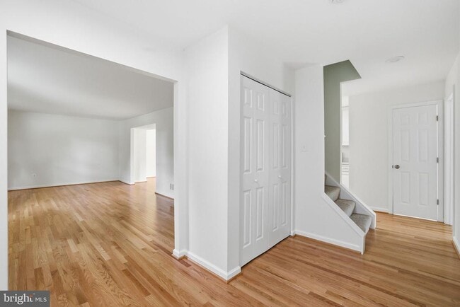 Building Photo - 9113 Bramble Bush Ct