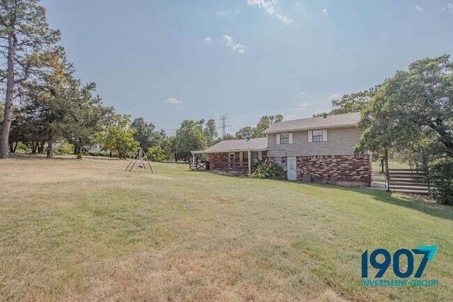 Building Photo - 15008 Ken Rd