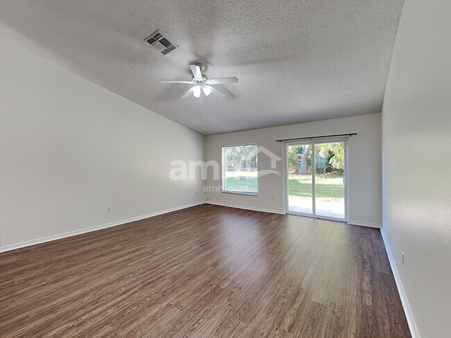 Building Photo - 4416 Brookdale Court