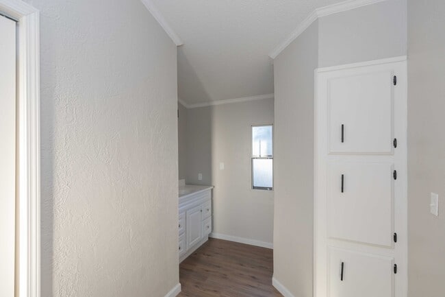 Building Photo - 10101 Wajo Ln