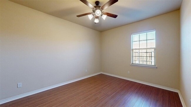 Building Photo - 3007 Towers Pkwy