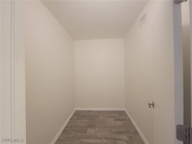 Building Photo - 8313 Bernwood Cove Loop