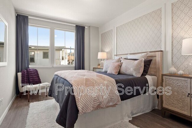 Building Photo - 4441 Rhone Walk