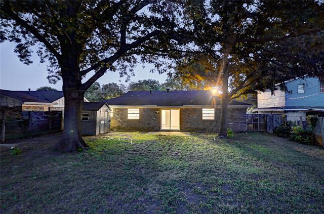 Building Photo - 1417 Norwood Dr