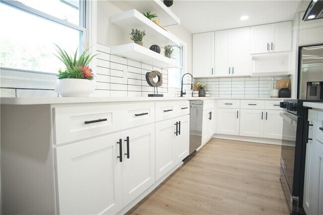 Building Photo - 3561 Misty Valley Rd