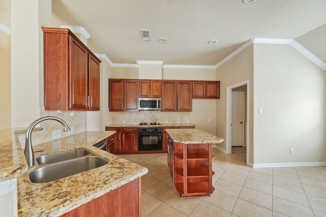 Building Photo - 9515 Denfield Ln