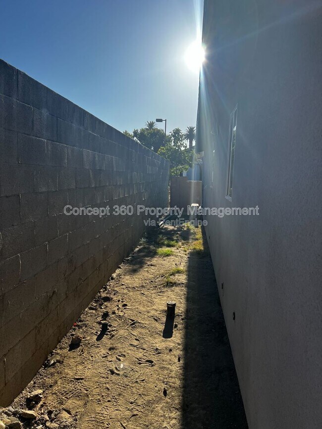 Building Photo - 14101 Anderson Pl