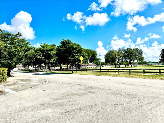 Building Photo - 4308 SW 130th Ct