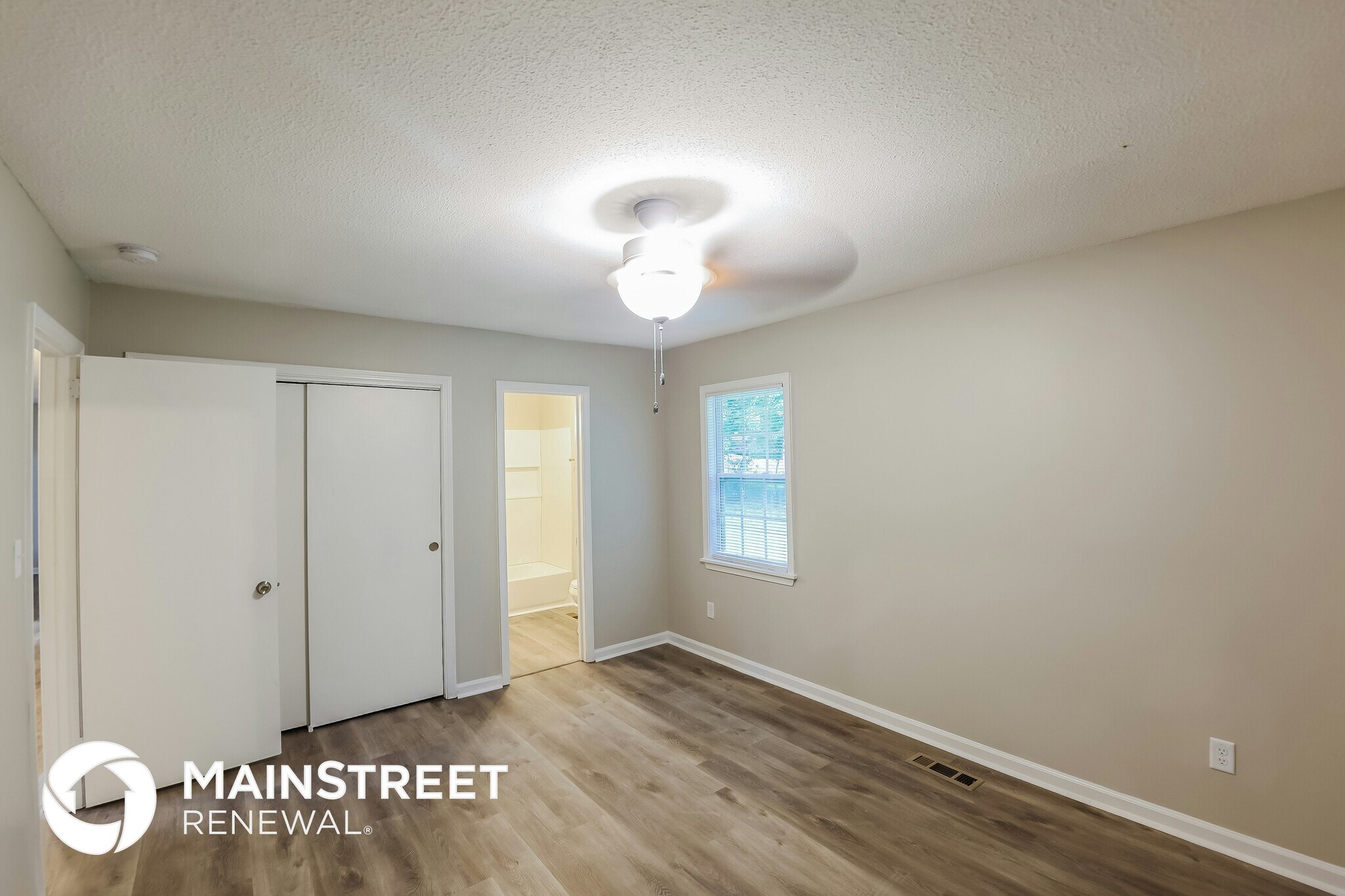 Building Photo - 2551 Janice Cir NE