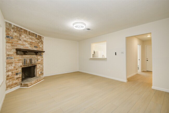 Building Photo - 12803 High Star Dr