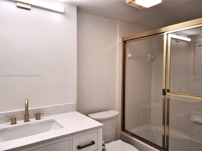 Building Photo - 4101 N Ocean Blvd