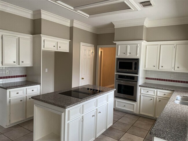 Building Photo - 3207 Breckinridge Ct