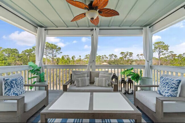Building Photo - 6598 Carlinga Dr