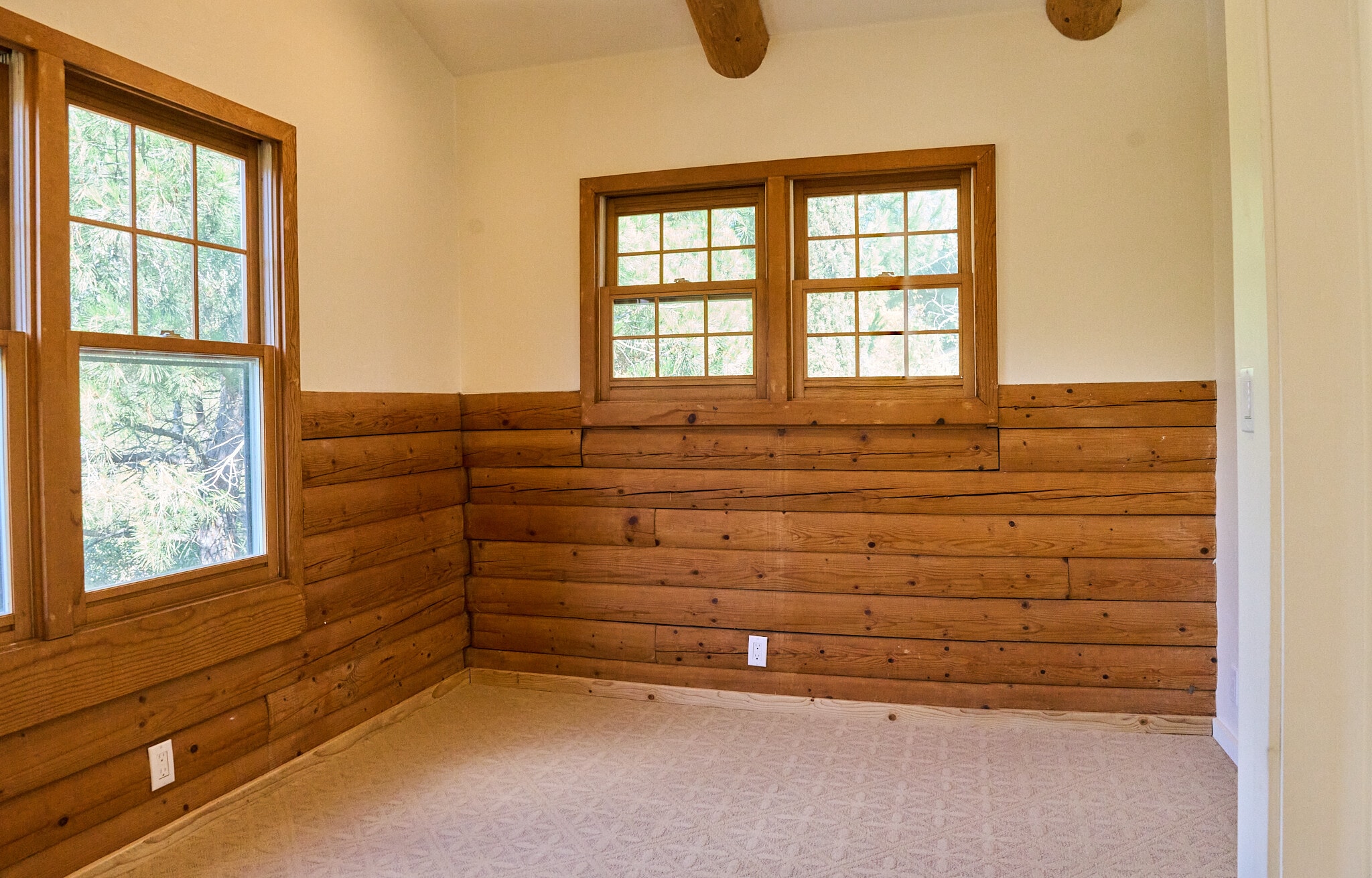 Bedroom 2 - 373 Loftyhill Dr