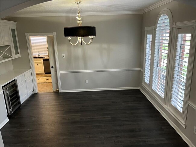 Building Photo - 6507 Stone Briar Dr
