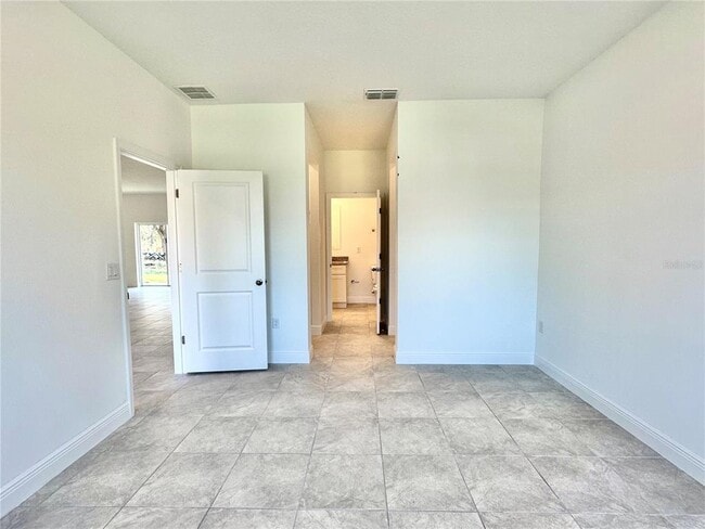 Building Photo - 10984 N G Martinelli Blvd