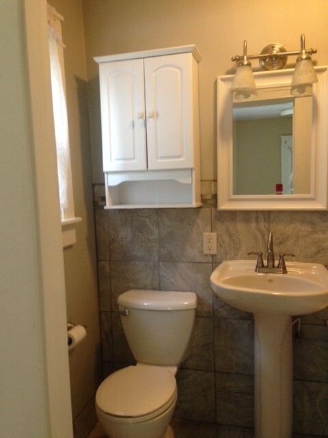 This bathroom is off the North bedroom. - 212 E Vermilya Ave