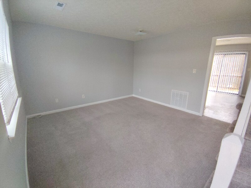 Building Photo - 22 Fonda Dr