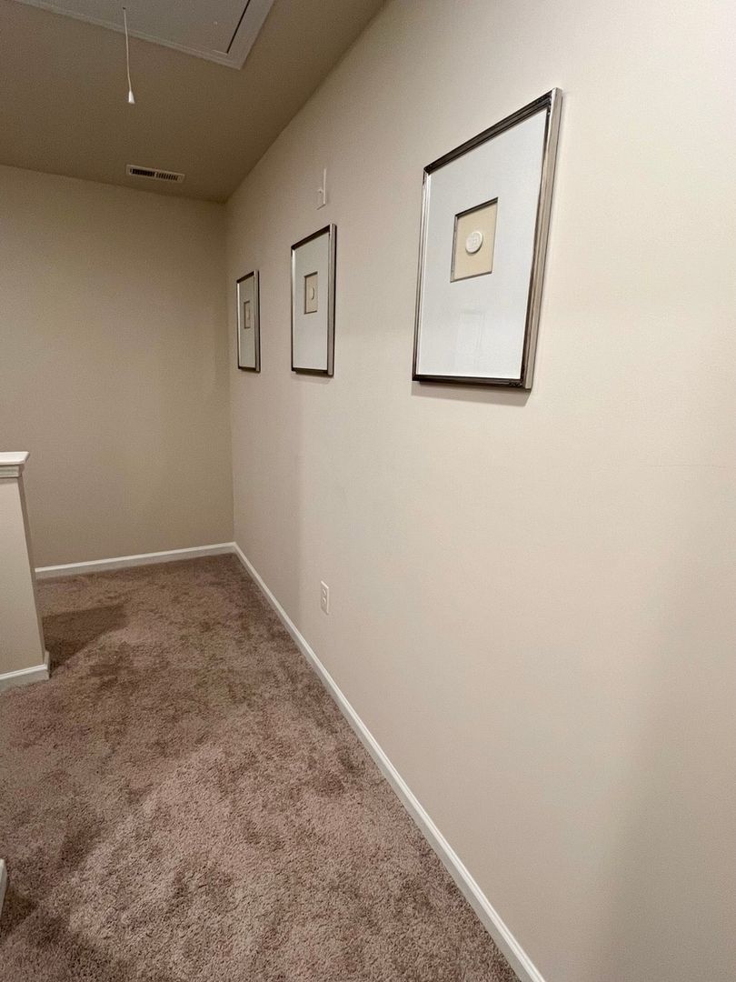 Building Photo - 4671 Fullerton Dr