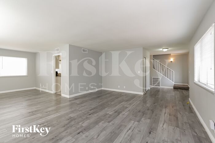 Building Photo - 3763 E Hacienda Ave