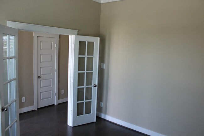 Building Photo - 18139 Moonlit River Dr