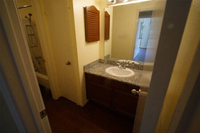 Building Photo - 8587 Sands Point Dr