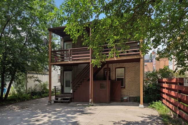 Building Photo - 1923 University Ave NE