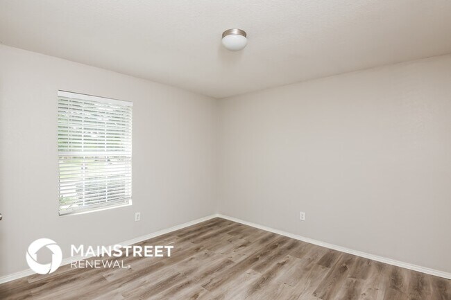 Building Photo - 1601 Queens Brook Ln