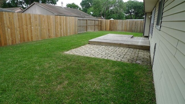 Building Photo - 14122 Bateau Dr