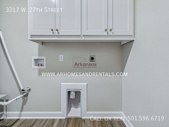 Building Photo - 3317 W 27th St