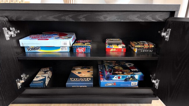 Building Photo - 1424 N Park Pl