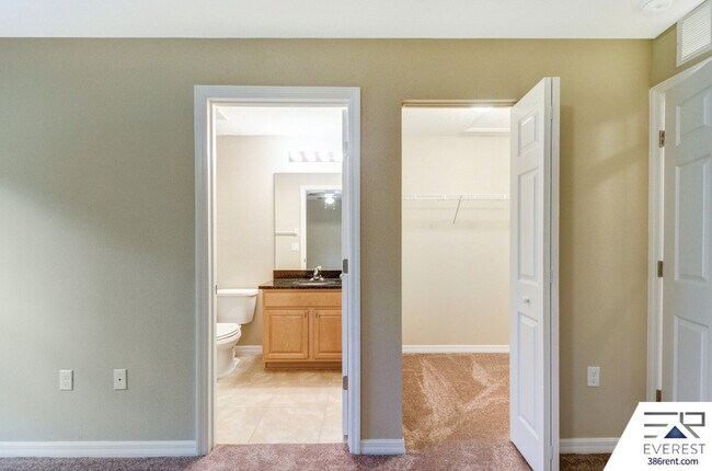 Building Photo - 4 Sea Beacon Pl